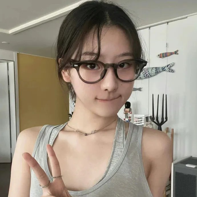 配角